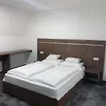 佐狄亚科酒店 酒店 Szekszárd